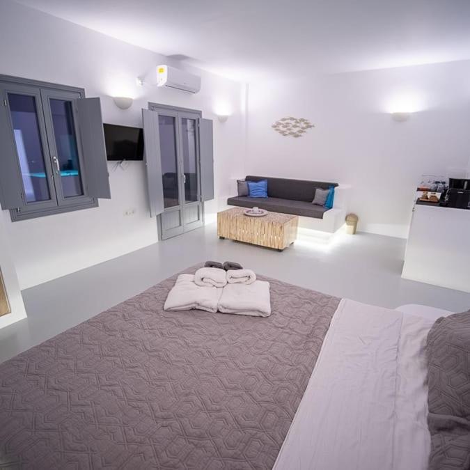 Majestic Sky Luxury Suites Megalochori  Zewnętrze zdjęcie
